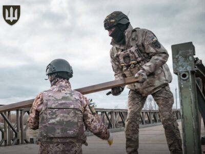 «Це основа оборони й рушійна сила наступу» — Міністр оборони привітав військових інженерів  