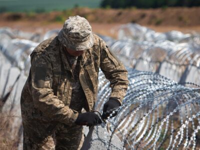 «Життєво важлива робота» — Президент привітав воїнів інженерних військ  