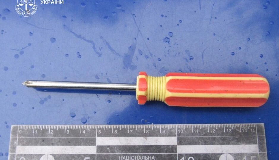 Затримали злочинців, які в центрі Києва напали на пораненого воїна  