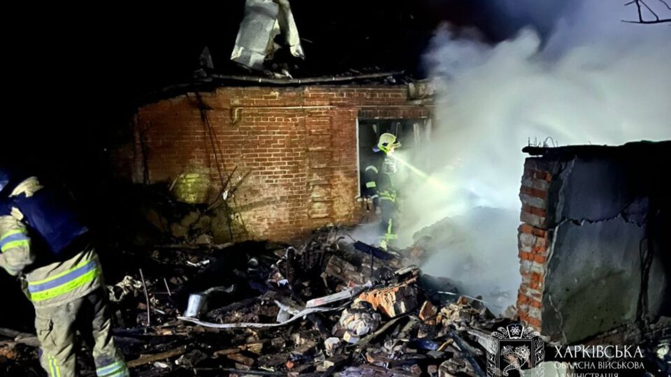 КАБи та понад два десятки дронів: четверо поранених внаслідок обстрілів семи населених пунктів Харківщини  