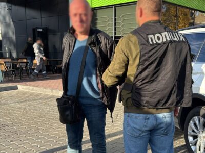 Відстрочка «через СБУ»: поліція викрила схему з продажу фейкових документів  