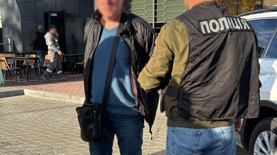 Відстрочка «через СБУ»: поліція викрила схему з продажу фейкових документів  