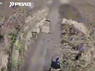 Ювелірне знищення піхоти та детонація РСЗВ: 413-й полк «Рейд» показав «найкраще відео перед сном»  