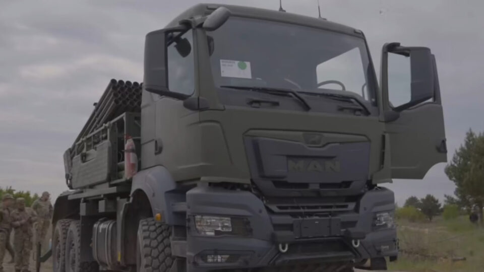 «Краща мобільність і точність»: Нацгвардія випробувала модернізований «Град» на шасі MAN  