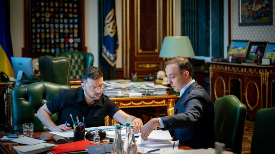 «Десять мільярдів євро втрат щороку»: Володимир Зеленський про дію нового пакету санкцій ЄС проти рф  