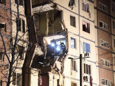 Зросла кількість загиблих внаслідок удару по багатоповерхівці у Дніпрі  