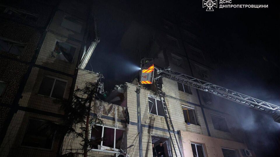 Володимир Зеленський відреагував на нічний комбінований удар рф по українських містах  