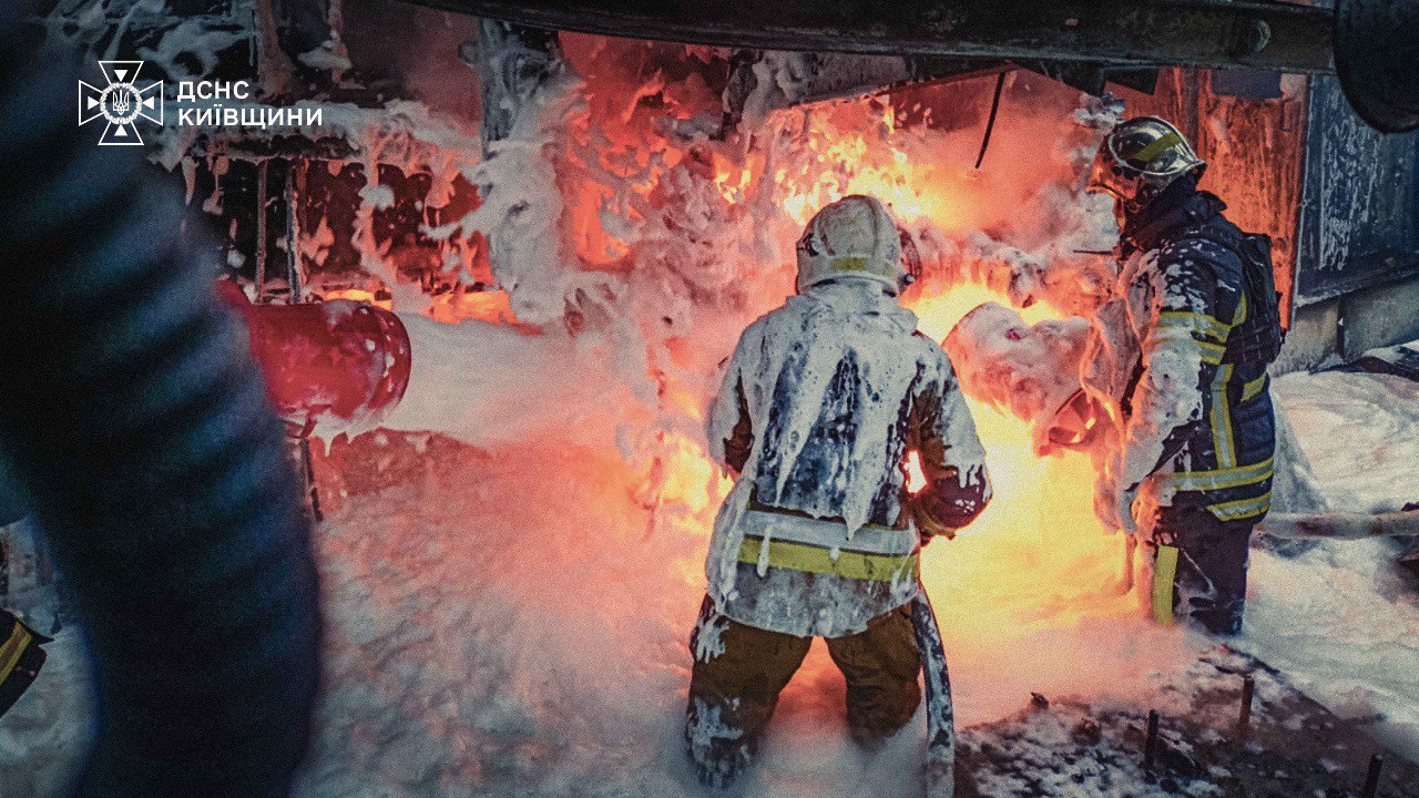 Комбінована атака рф: окупанти запустили по Україні 45 ракет та 458 БПЛА