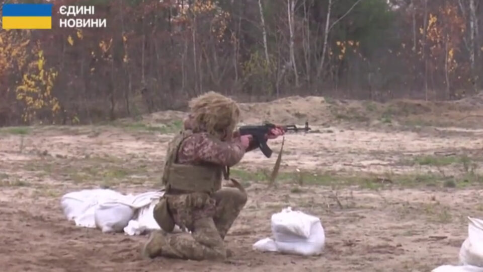 «Вирішив, що краще бути з елітою»: як новобранців готують до служби в ДШВ  