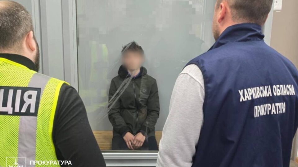 «Заробіток» з присмаком диверсії: неповнолітній отримав підозру за підпал локомотива у Харкові  