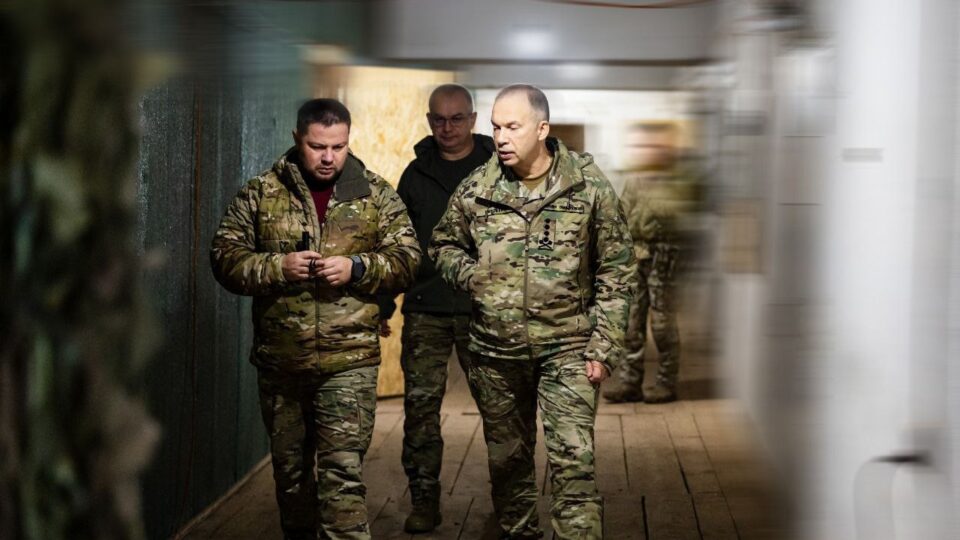 “Про контроль міста ворогом або оточення не йдеться” Головком ЗСУ відвідав підрозділи на Покровському напрямку  