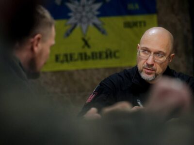 Міністр оборони обговорив з командирами 10-ї бригади «Едельвейс» шляхи удосконалення забезпечення  