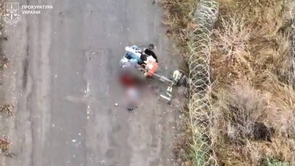 Троє загиблих на Харківщині: російський дрон ударив по цивільних, які їхали по гуманітарну допомогу  