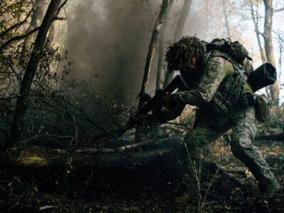 Головком ЗСУ повідомив про обстановку на головних напрямках фронту та деталі ударів по росії  