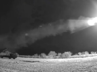 «Довгий Нептун» уперше на відео: Володимир Зеленський показав удар на 1000 км по росії  