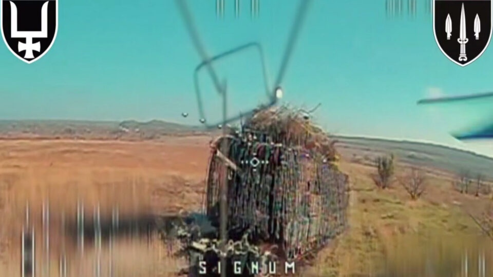 «Втрата темпу і вогню»: на Лиманському напрямку пілоти «Signum» спалили три танки та дві гармати  