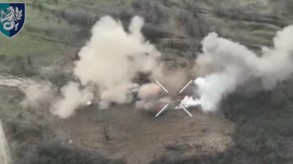 «Сюрприз на прощання»: морпіхи замінували ворожий опорник під час відходу, а втікачів добив дрон  