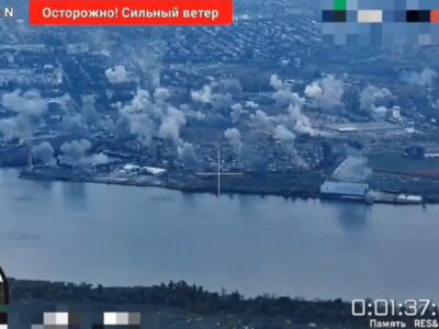 У Силах оборони показали, як росіяни обстрілюють Херсон з РСЗВ  