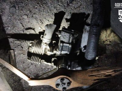 Росіяни вже другий день атакують Одещину, виникла пожежа  