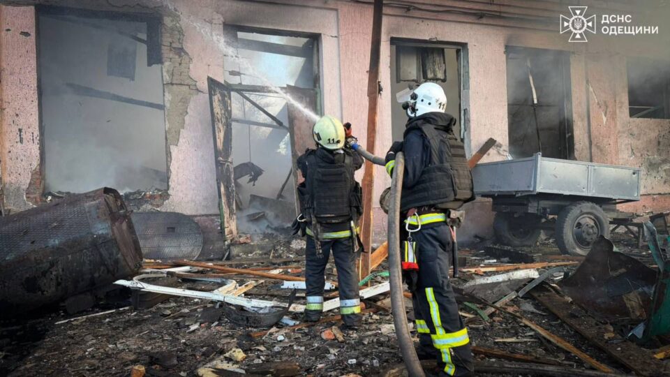 Ворожі БПЛА вже третій день масовано атакують Одещину  