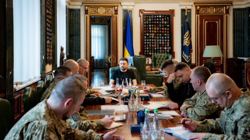 Президент: росія провалила черговий термін захоплення Покровська та Купʼянська  