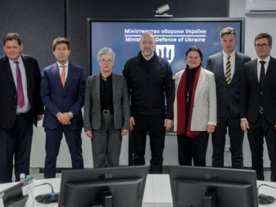 Нові проєкти у сфері ОПК і потреби України: деталі зустрічі Міністра оборони із послами країн G7  