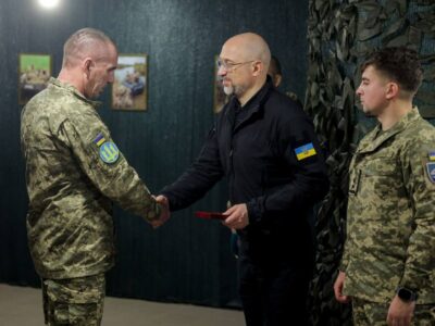 Міністр оборони вручив відзнаки оборонцям Херсонщини  