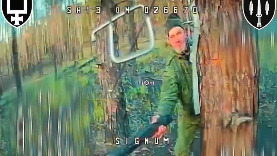 Від них не втекти: у лісі дрони Signum, маневруючи між деревами, знищили ворожу піхоту  