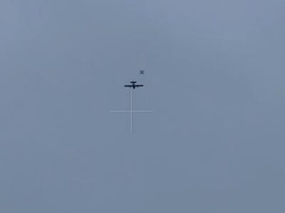 Українські пілоти врятували цивільних від російського БПЛА «Молнія»  