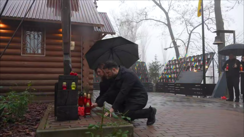 «Важливо, що українці не здаються» — Президент у виступі до Дні Гідності та Свободи  