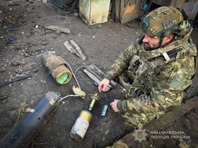 На Сумщині жителі знайшли ворожий дрон у себе у дворі  