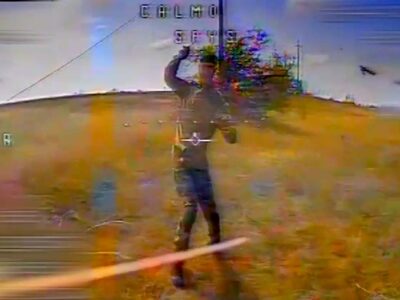 Окупант вступив у кулачний бій з FPV-дроном «Азову»  