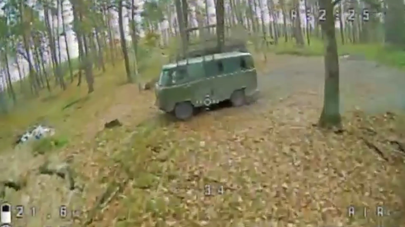 «Рідкісна здобич» — на Курському напрямку наші бійці знищили техніку росіян  