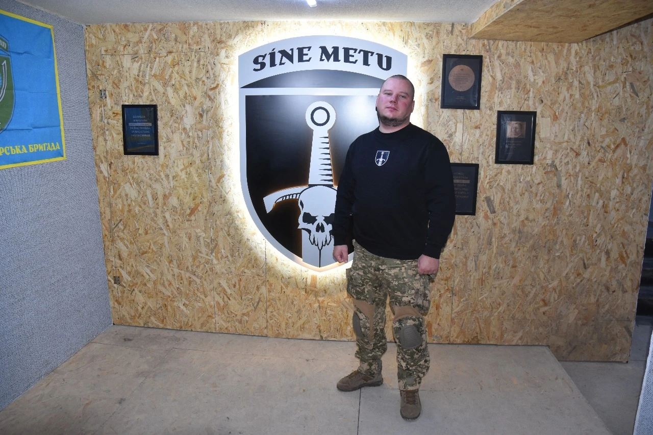 Ворог кинув у бій своїх морпіхів, бо мотострілецькі бригади стерлися об нас — Дмитро Паліса