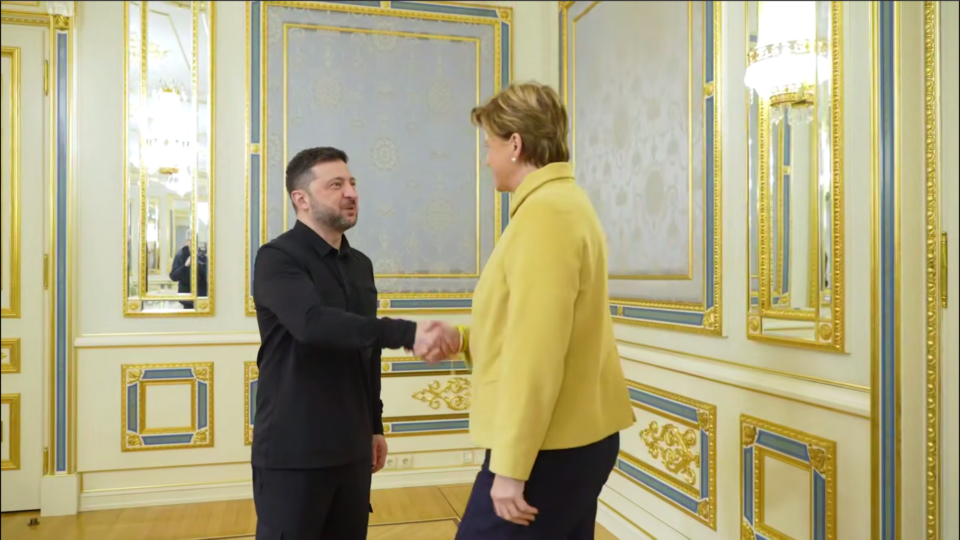 Президент України відзначив орденом керівницю МЗС Латвії  