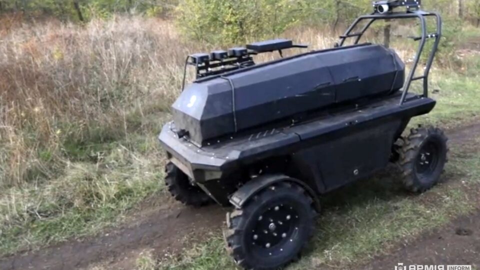 «Його запалили, а він все одно їхав»: MAUL витримав два влучання FPV і масований артобстріл  