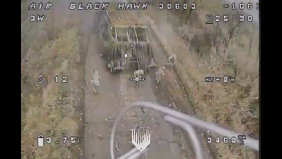 «Мангали» спалили, десант вибили — російський бронештурм розтрощили дронами  