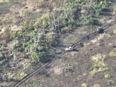 Викинули десант і втекли: окупанти бережуть техніку, а не людей  