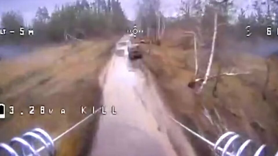 Пілоти та артилеристи «Гарту» позбавили окупантів транспорту і зв’язку  