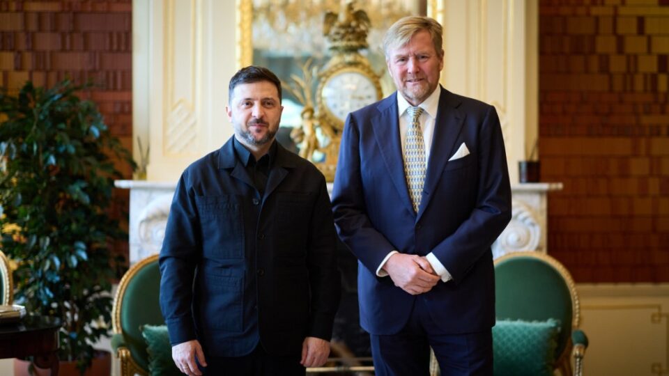 Президент України та Король Нідерландів обговорили продовження оборонної допомоги  