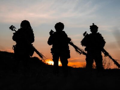 «Зі сходу йому не вдається» — росіяни «просочуються» в Сіверськ з півдня та півночі  