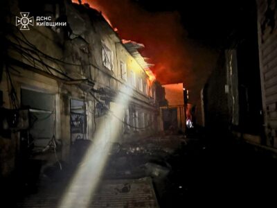 Ворог знову завдав ударів по Фастову, виникли пожежі  
