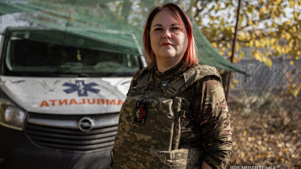 «Це просто робота»: історія операційної медсестри «Коли», яка рятує життя на Новопавлівському напрямку  