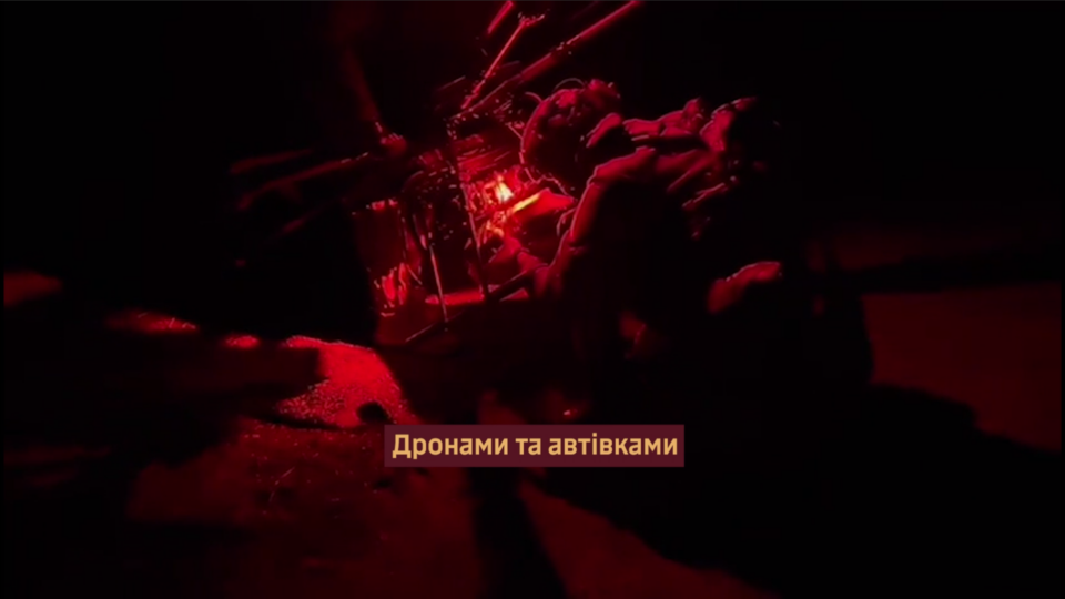 Вареники з грибами, смажимо рибу, готуємо крабовий салат — на Різдво бійці під Покровськом отримали смаколики  