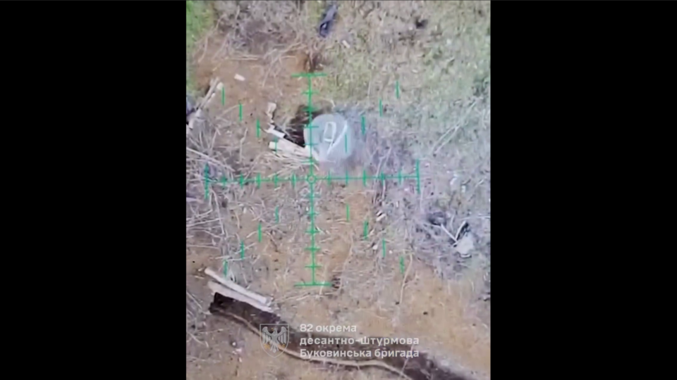 Зламали міною, добили FPV — буковинські десантники знаходять окупантів під землею  