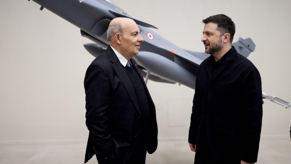 Президент обговорив співпрацю з французькою авіакосмічною компанією, яка виробляє літаки Rafale  