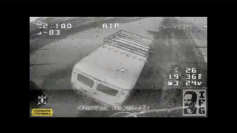 Чужі тут не їздять — пілоти набили купу ворожого транспорту  