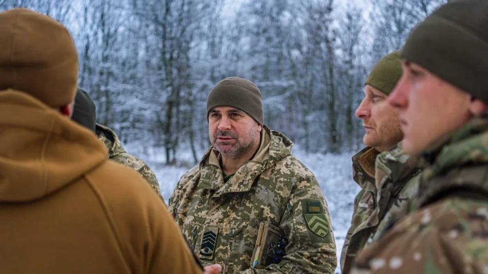«Скажи що, але не як»: про мости довіри у війську і філософію Mission Command розповів головний сержант ЗСУ Олександр Косинський  