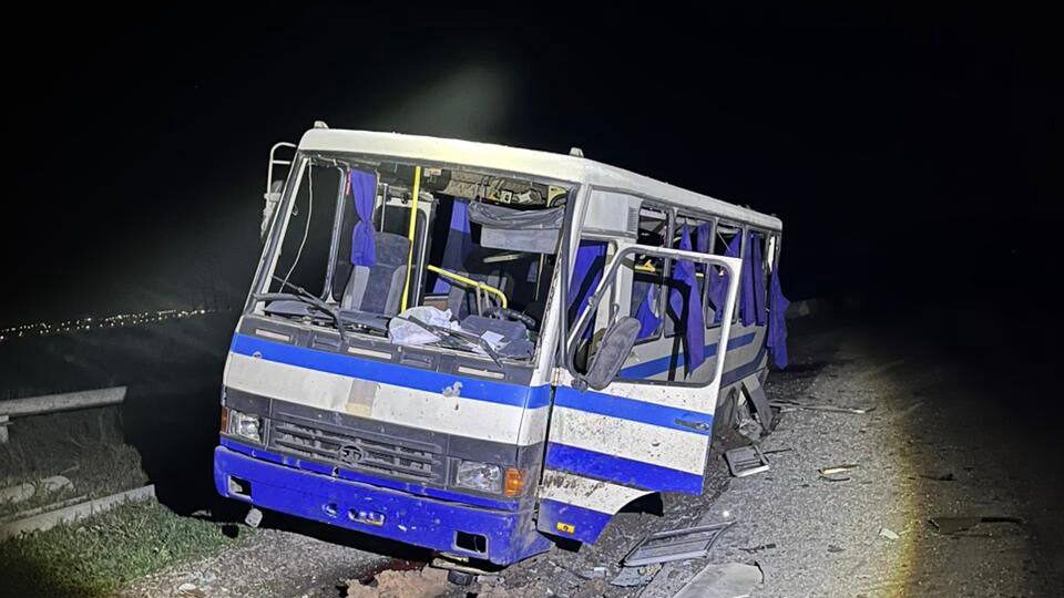 Ворог уразив автобус та портову інфраструктуру на Одещині — восьмеро людей загинули  