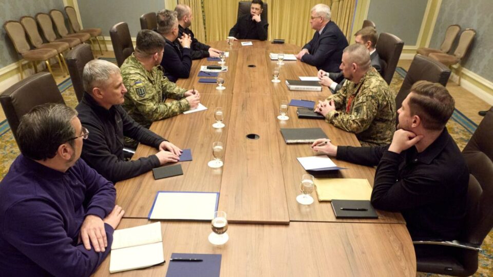 Володимир Зеленський: Женевський документ доопрацьовано, консультації з командою Дональда Трампа тривають  